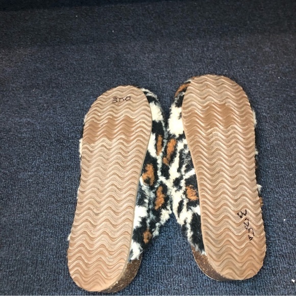 Steve Madden VESA Brown Cheetah Print Faux Upper Fur Slides Size 9 - Picture 7 of 8